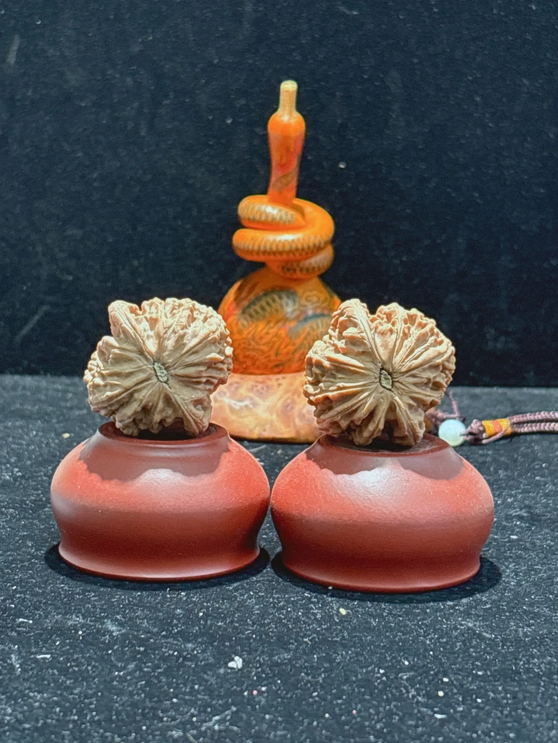 磨盘文玩核桃把件