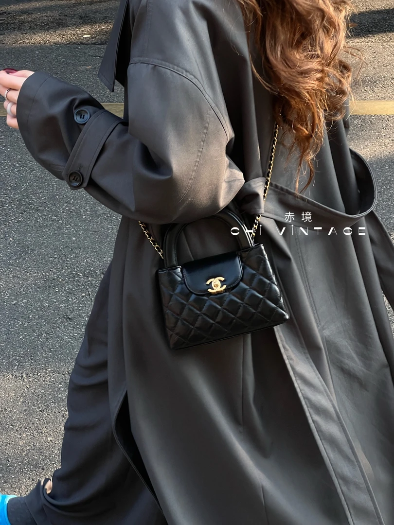 95新 Chanel/香奈儿 2581 黑金油蜡皮24Akelly手提包大号