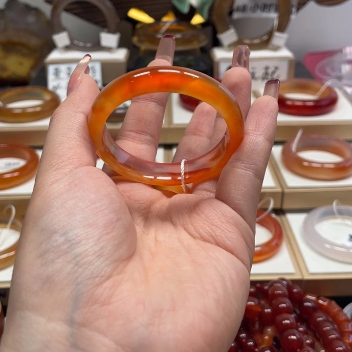 玛瑙/玉髓未镶嵌手镯