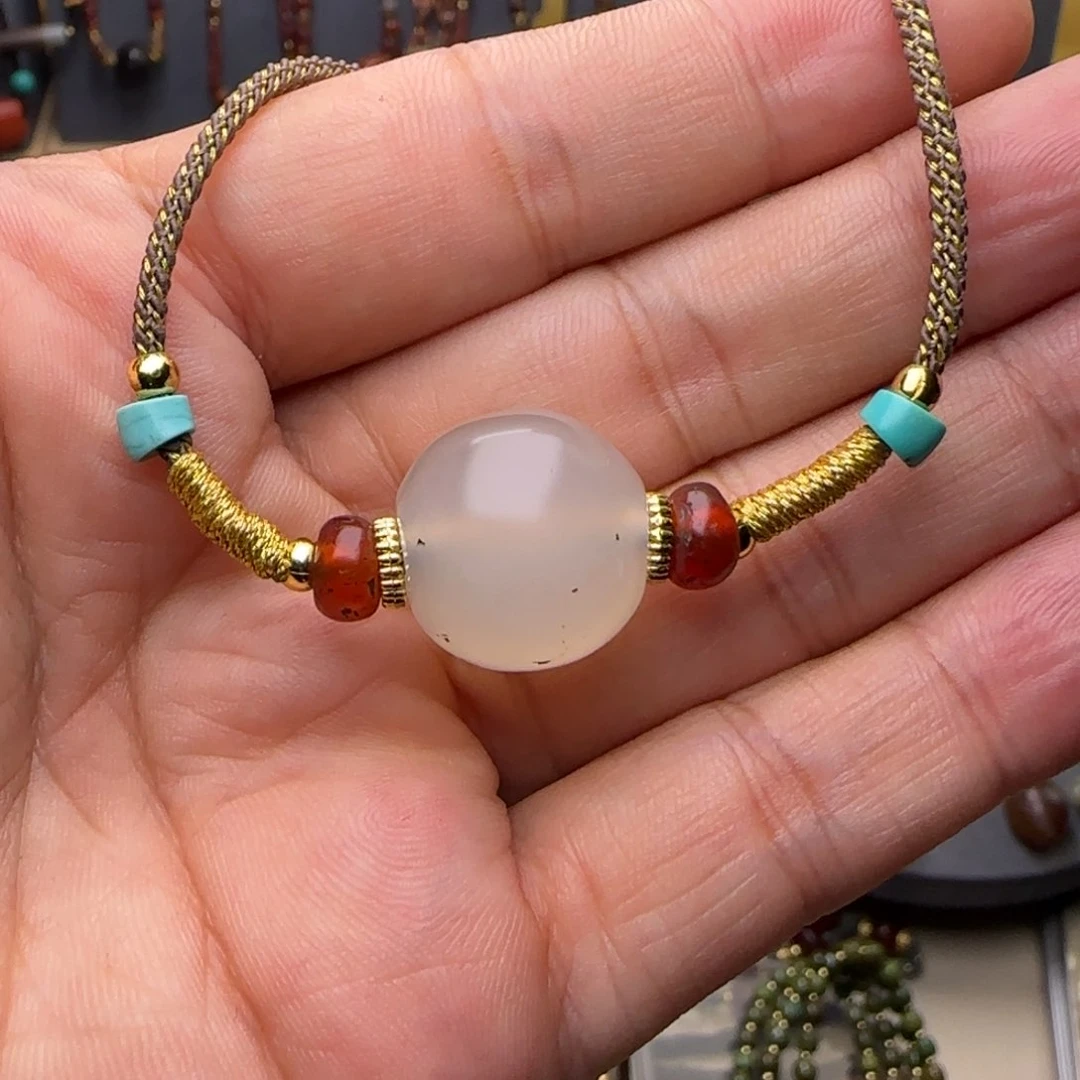 未镶嵌颈饰玛瑙/玉髓