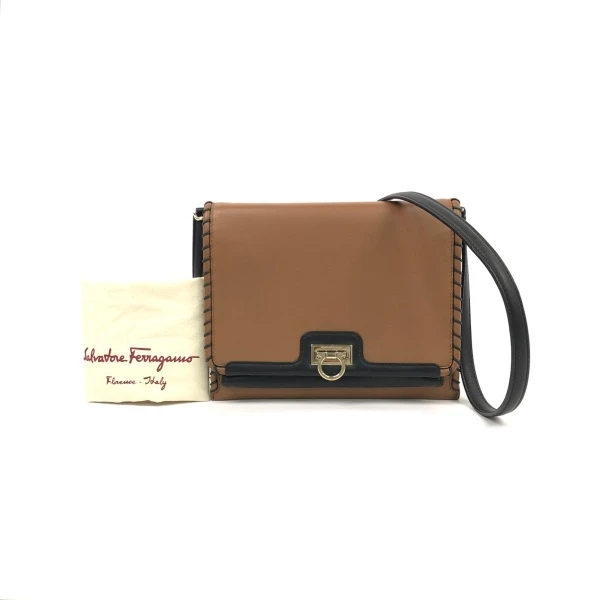 95新/菲拉格慕/妃鱼/单肩包/市场价8500/250303LT0016