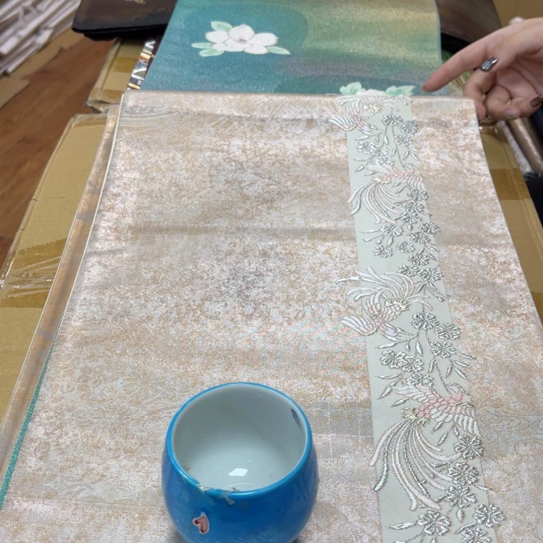 【闪购商品】逸*陶瓷马克杯带盖勺