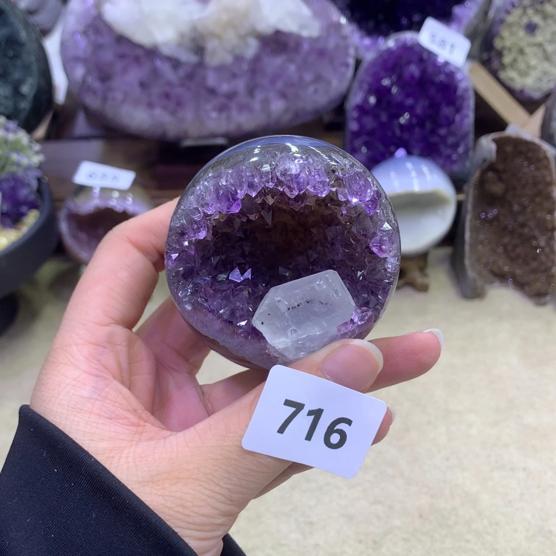 大型摆件（非配饰）紫晶未镶嵌