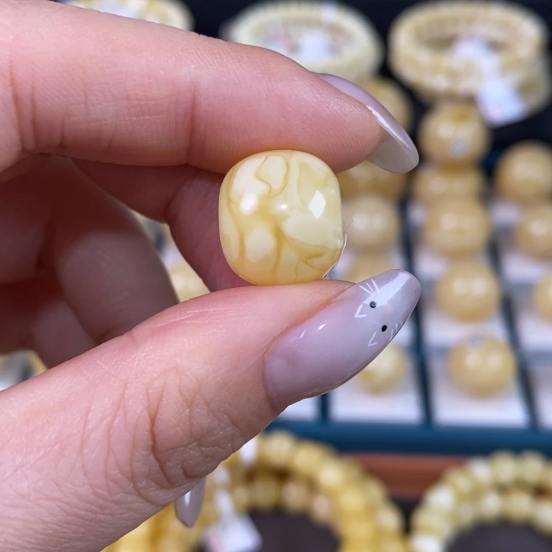 蜜蜡未镶嵌珠宝奇石卡14.5✖️12.9