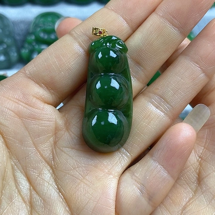 吊坠(不含链)未镶嵌和田玉（碧玉）