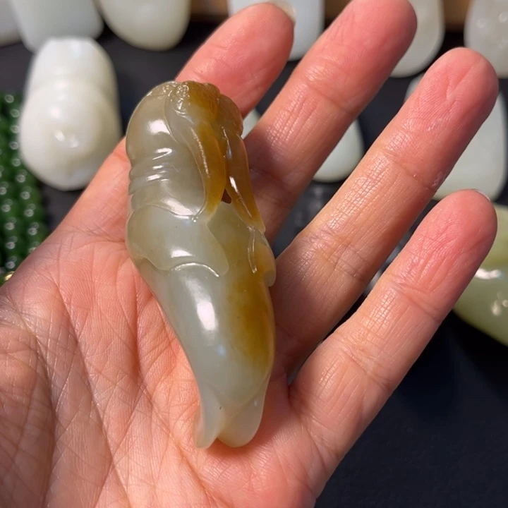 和田玉未镶嵌吊坠(不含链)