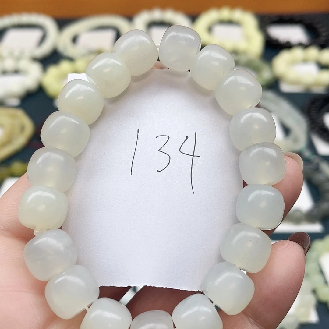 未镶嵌蛇纹石玉手链