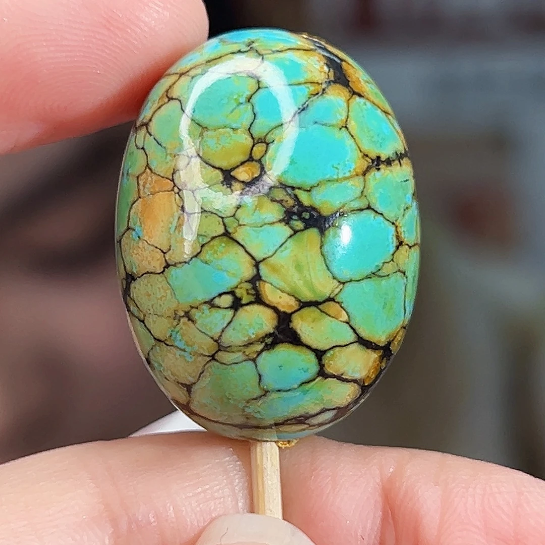 甜***甜绿松石未镶嵌珠宝奇石