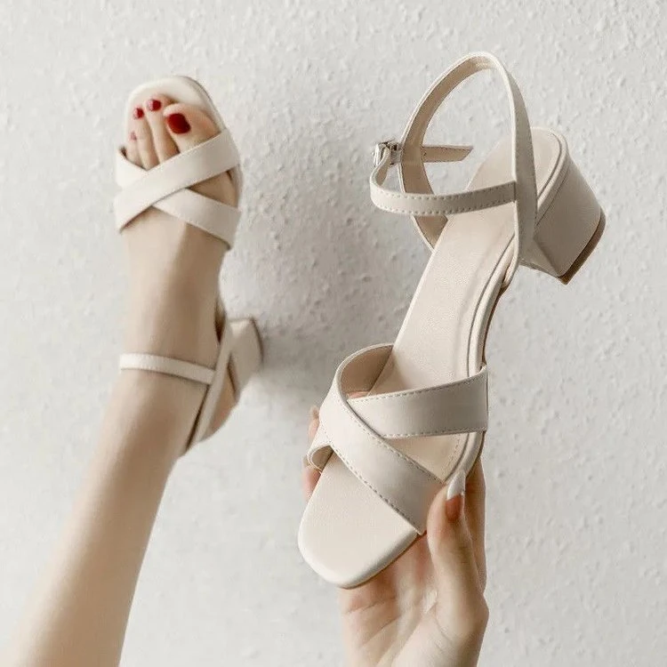 包头凉鞋女夏季新款方头粗跟中空一字带法式凉鞋女