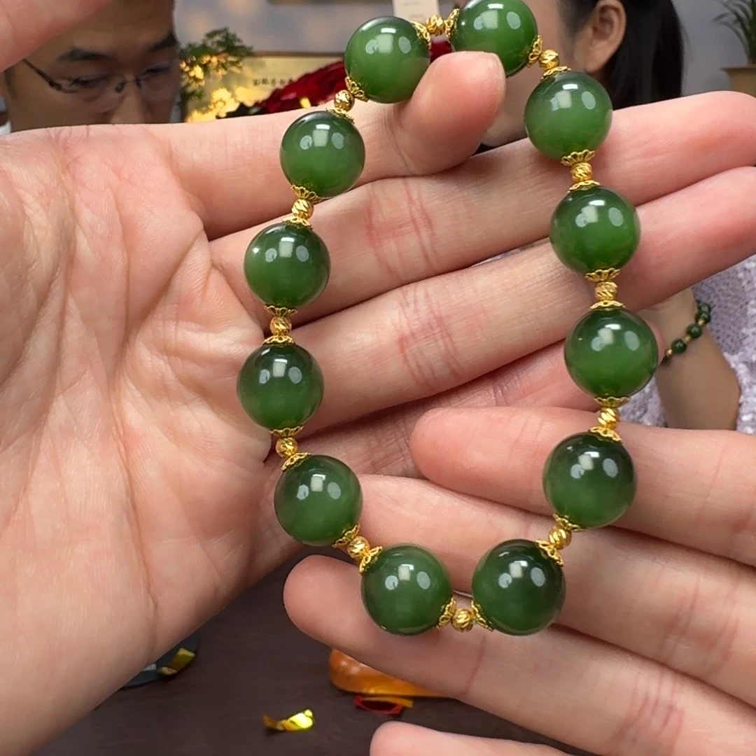 和田玉18K金镶嵌颈饰926少奶奶卡12左右