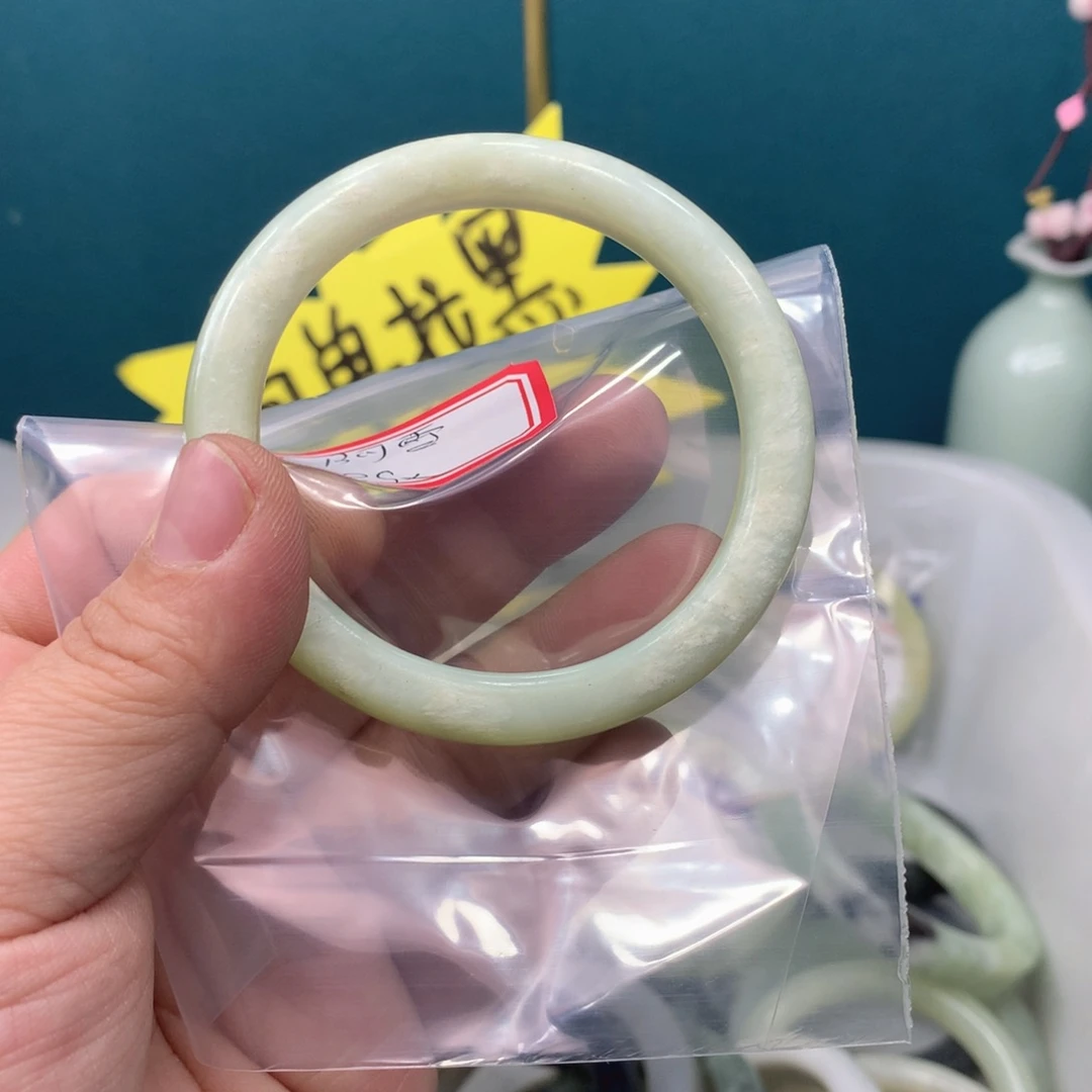 蛇纹石玉手镯未镶嵌阿*