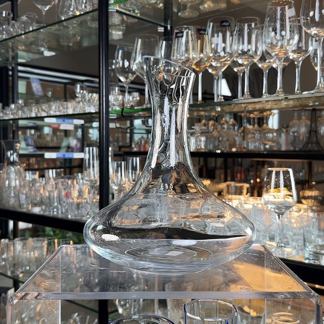 手柄款玻璃F20醒酒器1800毫升