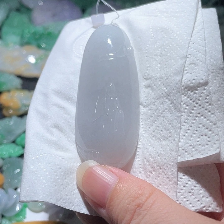 颈饰未镶嵌翡翠天