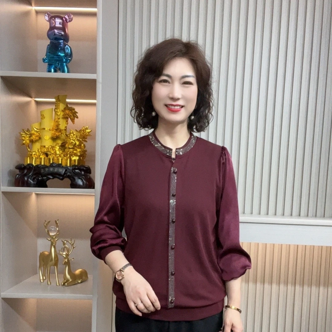 妈妈装流行时尚潮牌女装宽松春装女士独特漂亮小衫休闲百搭中老年