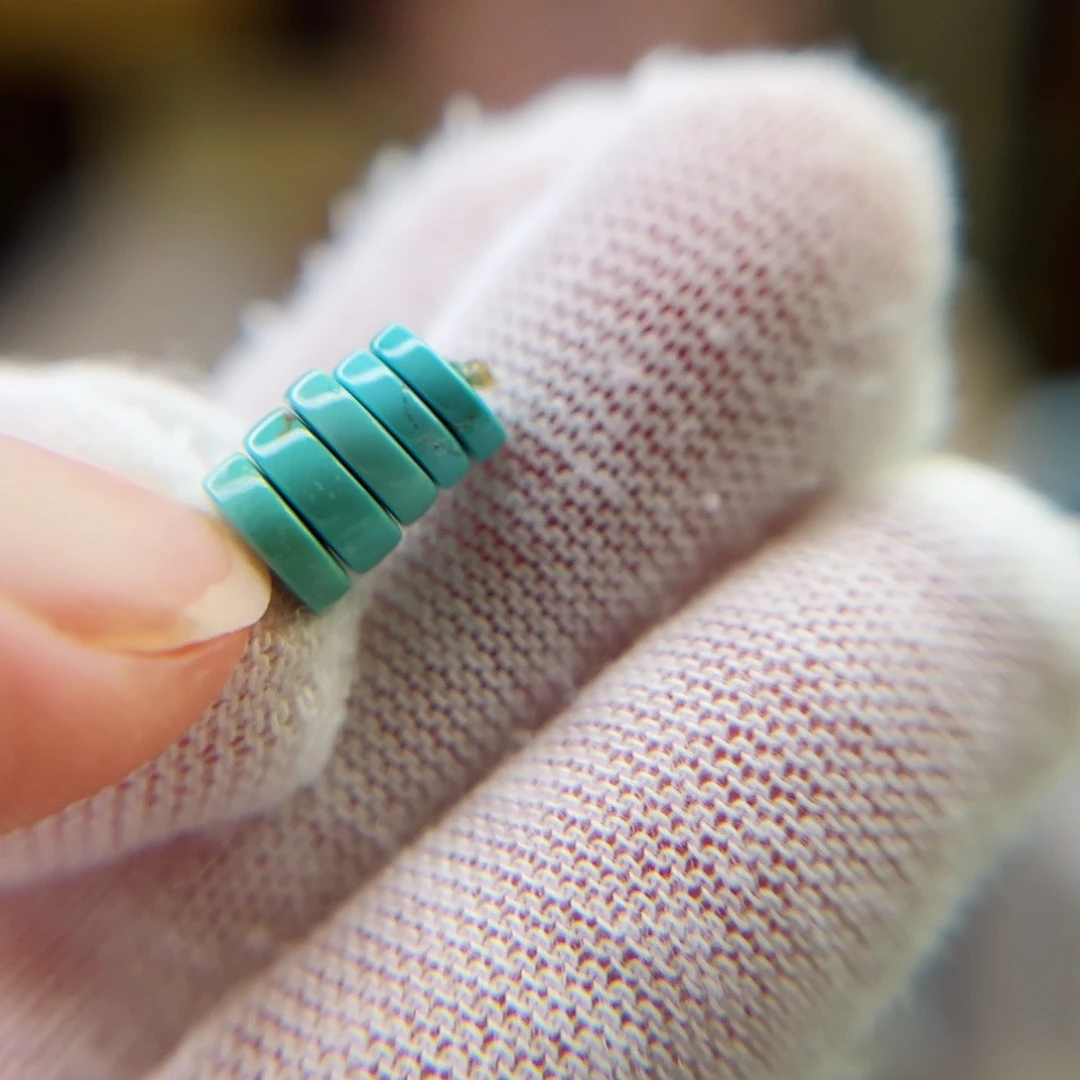 未镶嵌绿松石珠宝奇石