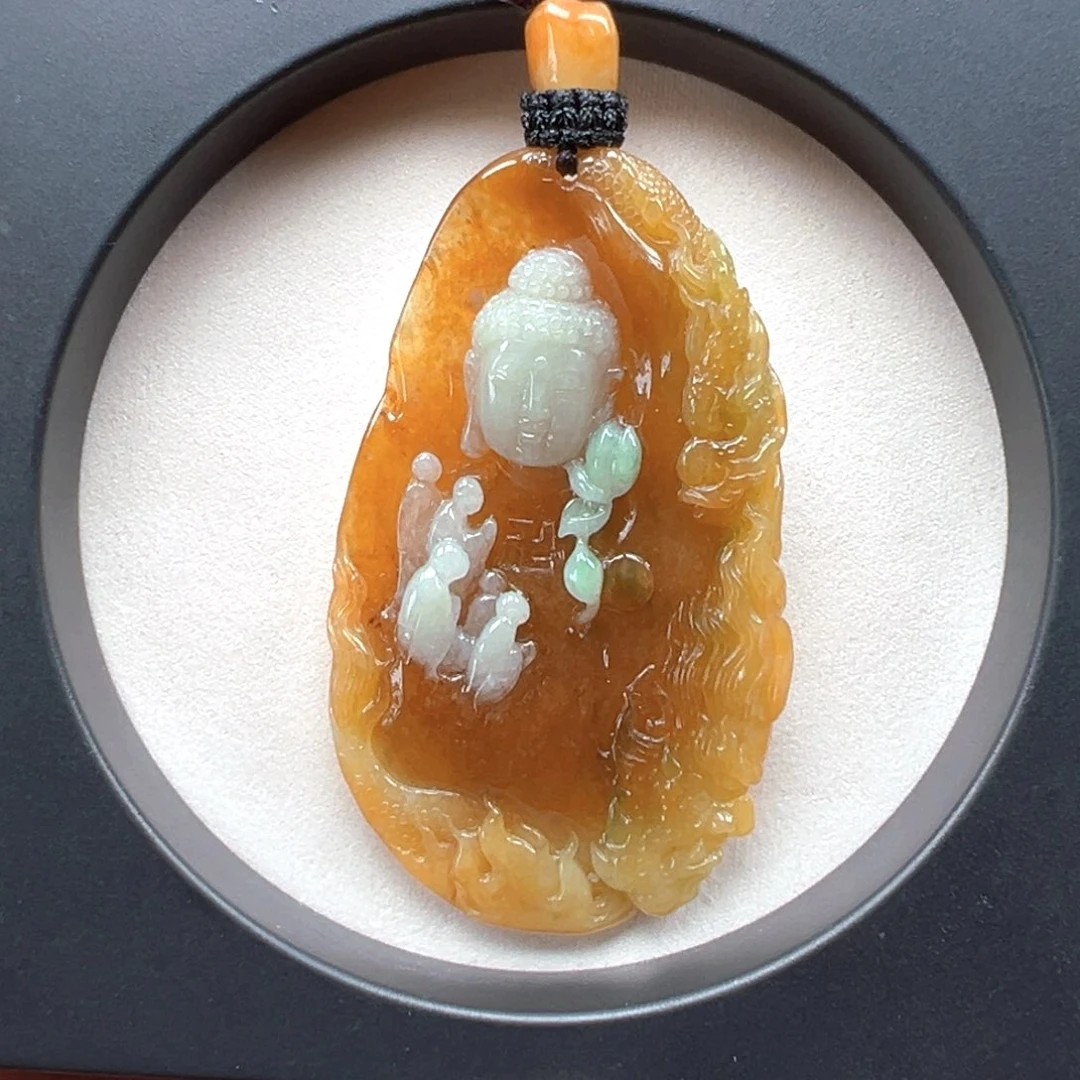 翡翠未镶嵌颈饰佛