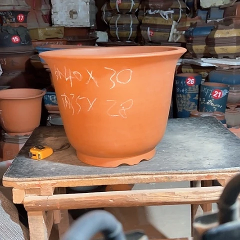 紫砂花盆高金钟一个