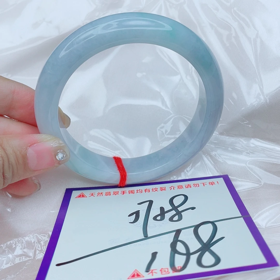 翡翠未镶嵌手镯翡翠