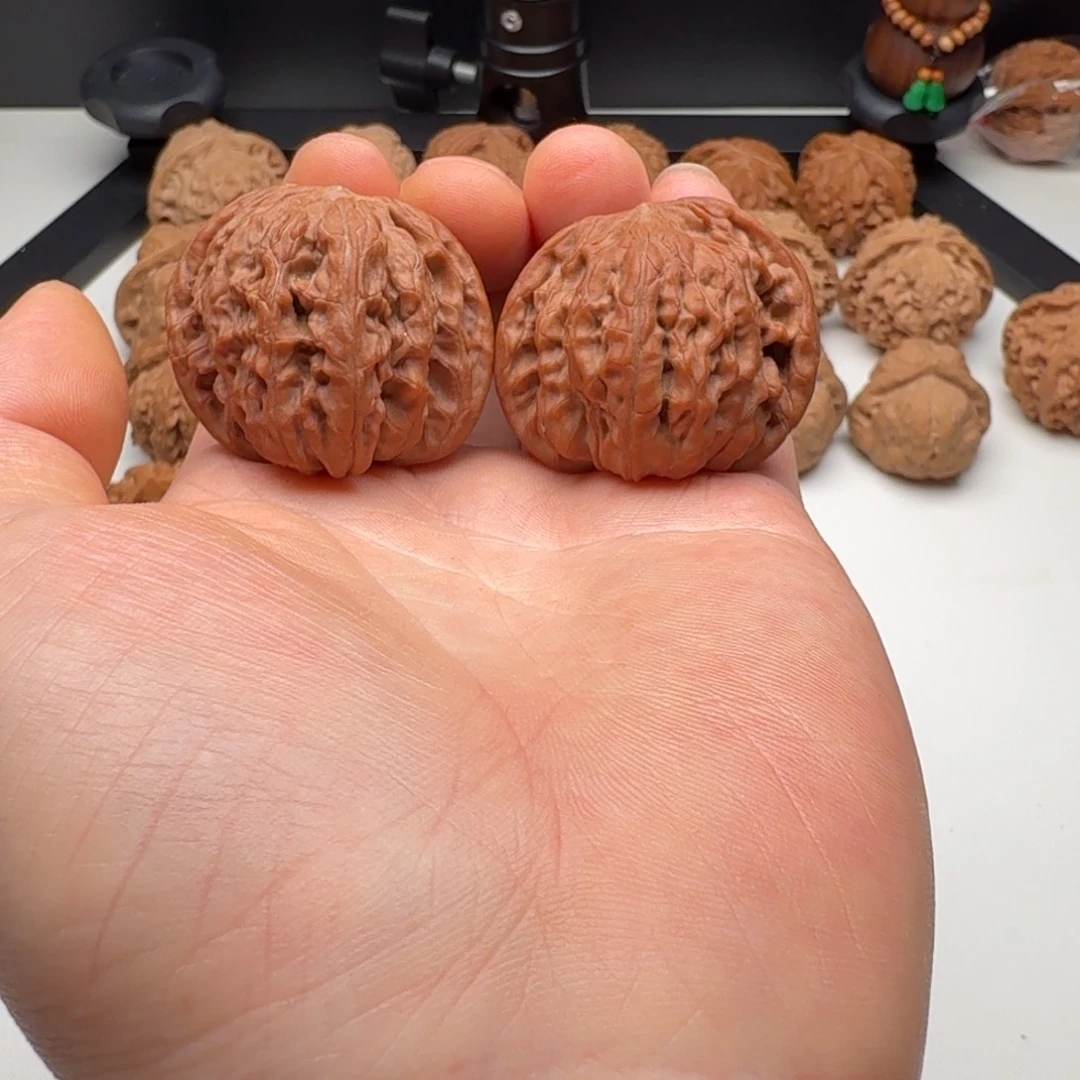 核桃把件40 血磨全品