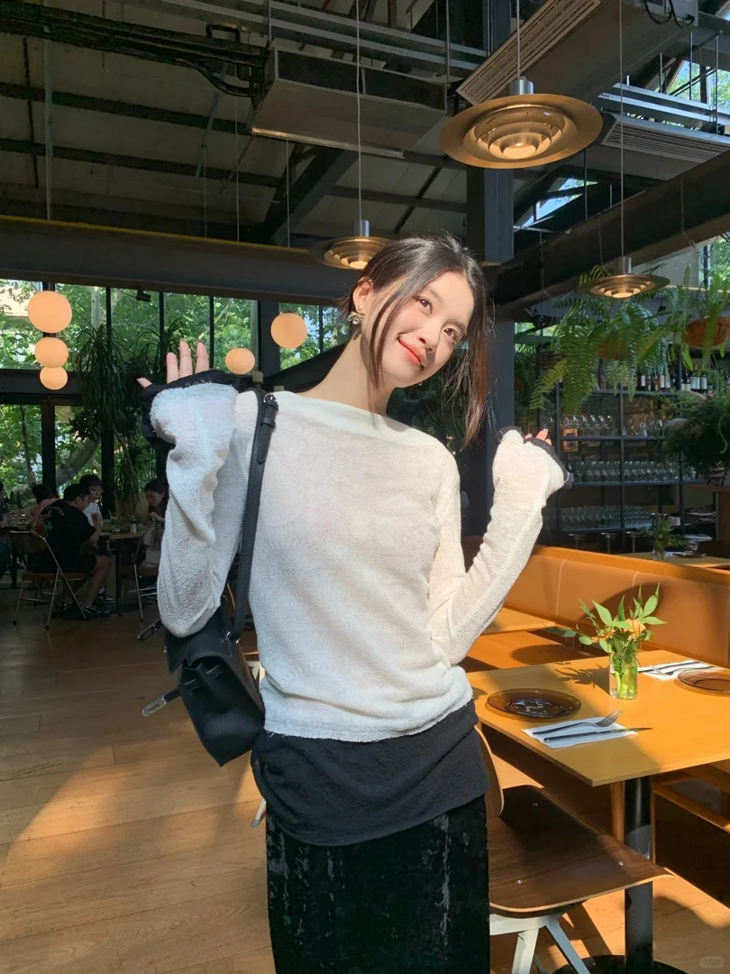 2025早秋新款时尚套装气质显瘦洋气休闲百搭性感辣妹外穿上衣半裙