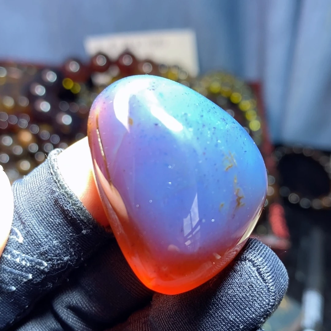 未镶嵌琥珀裸石。。。