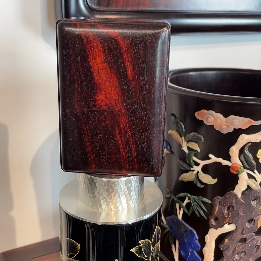 紫檀木类成套家具给***子