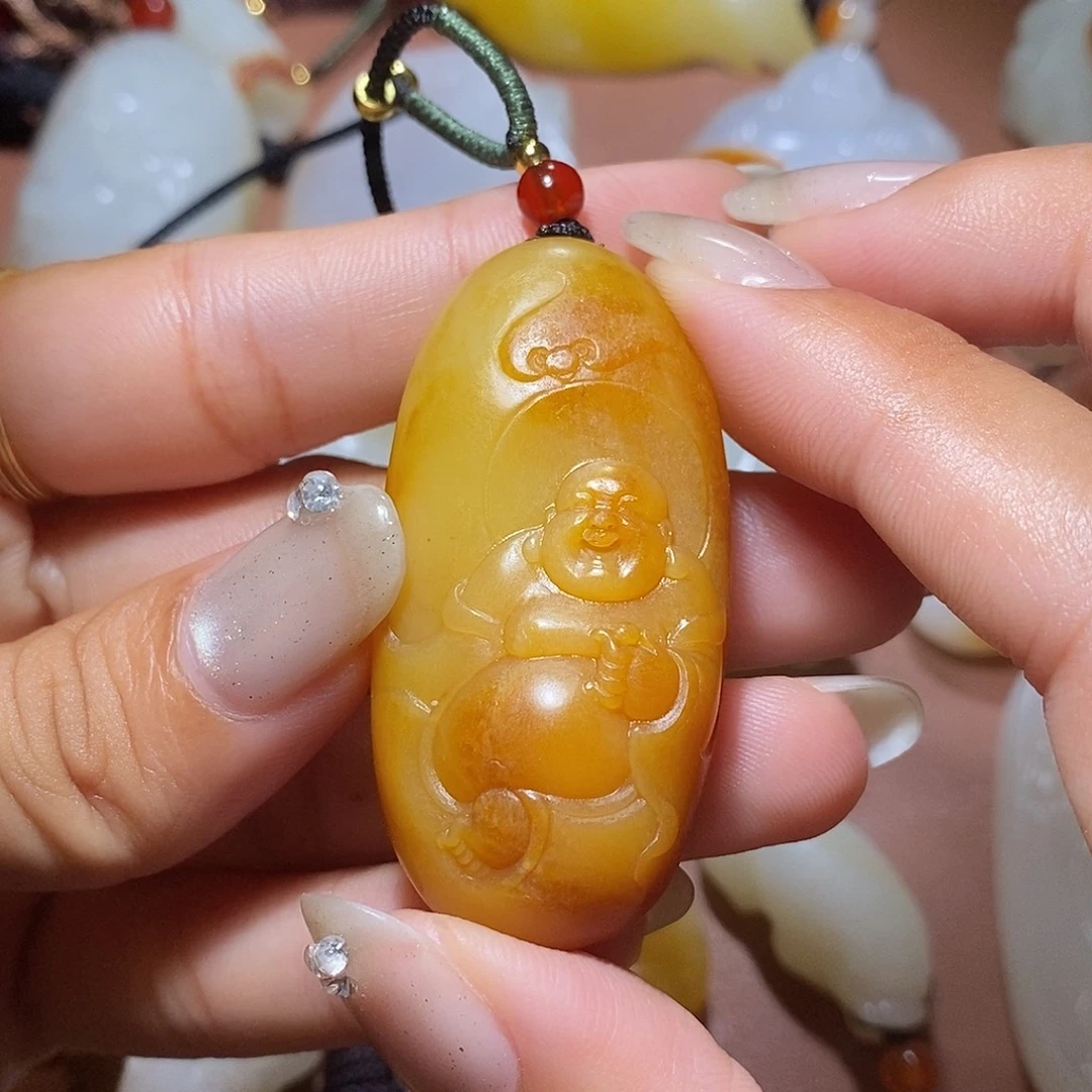 用***6和田玉未镶嵌挂件