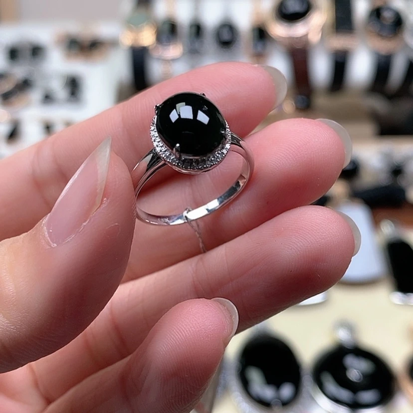 【闪购商品】翡翠戒指18K金镶嵌墨翠