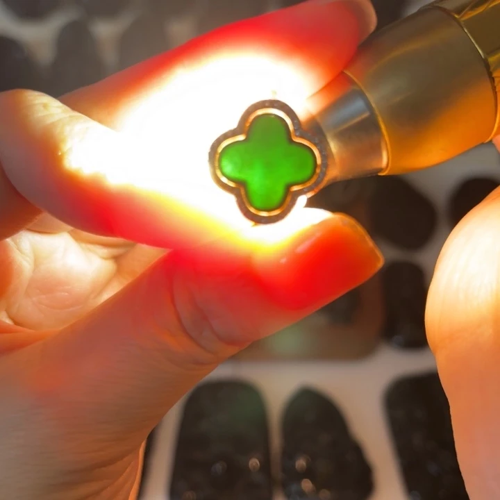 翡翠戒指未镶嵌墨翠戒指