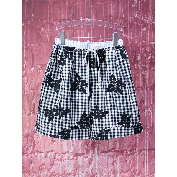 【韩哥女装】2025设计师黑白格纹蝴蝶刺绣时尚A字高腰短裤9168