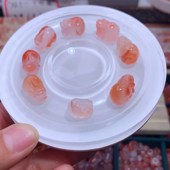 南红玛瑙未镶嵌南红貔貅1