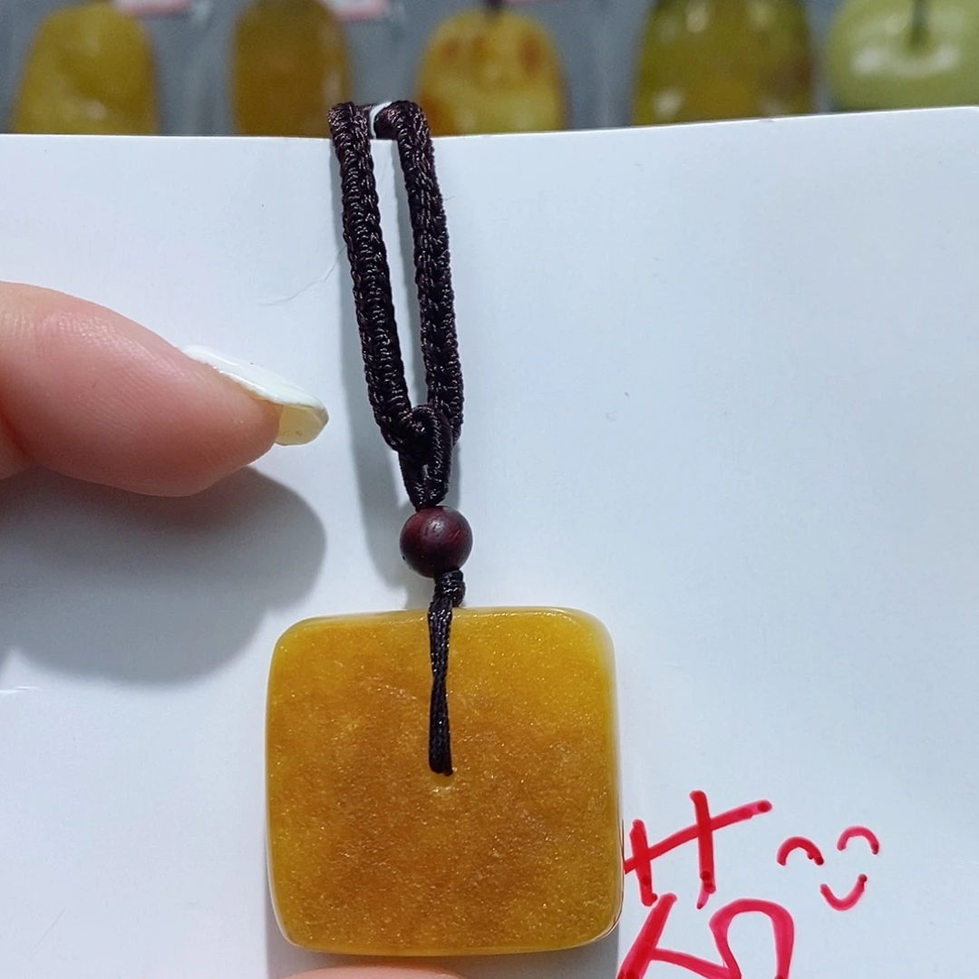 定制琥珀未镶嵌蜜蜡
