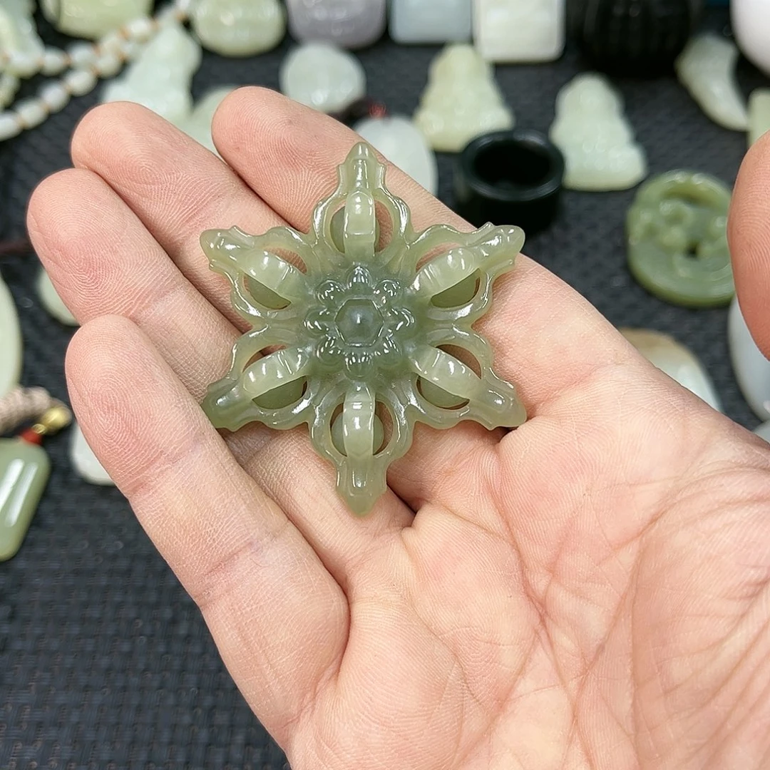 和田玉（糖玉）颈饰未镶嵌风*