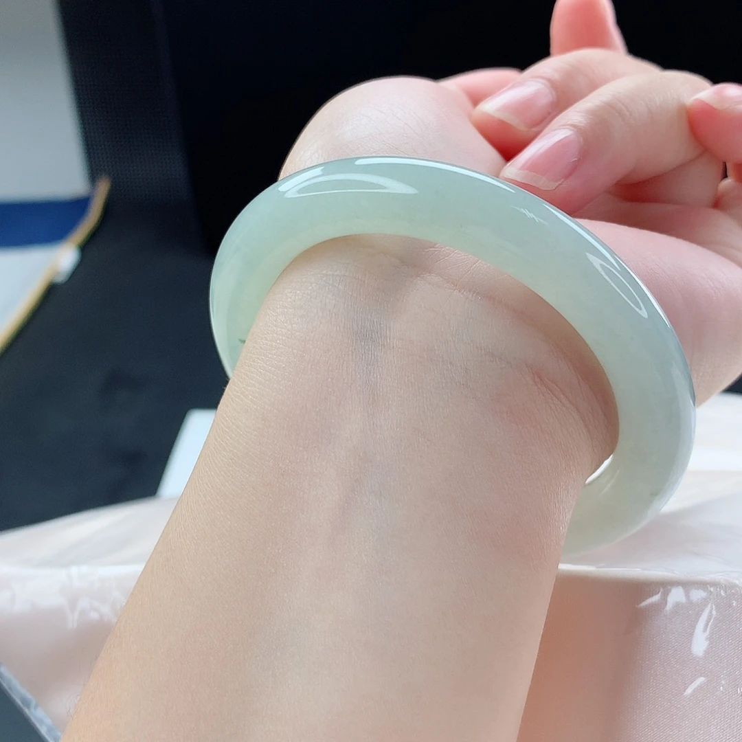 未镶嵌手镯翡翠6号