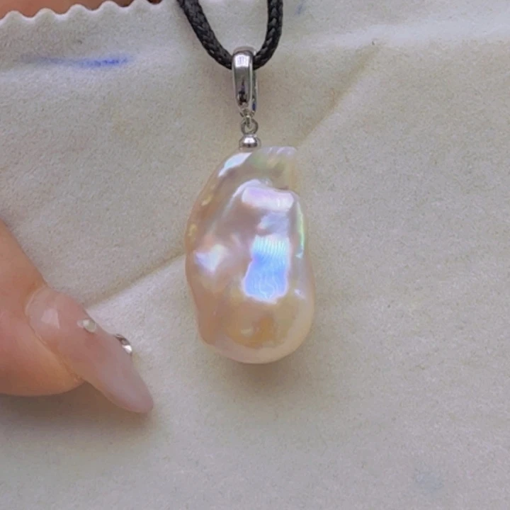 颈饰未镶嵌淡水珍珠