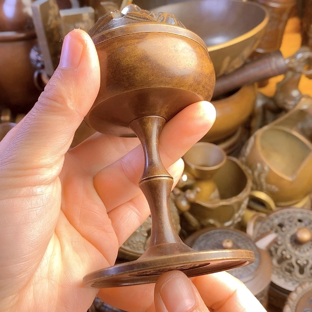 铜器工艺精湛微瑕