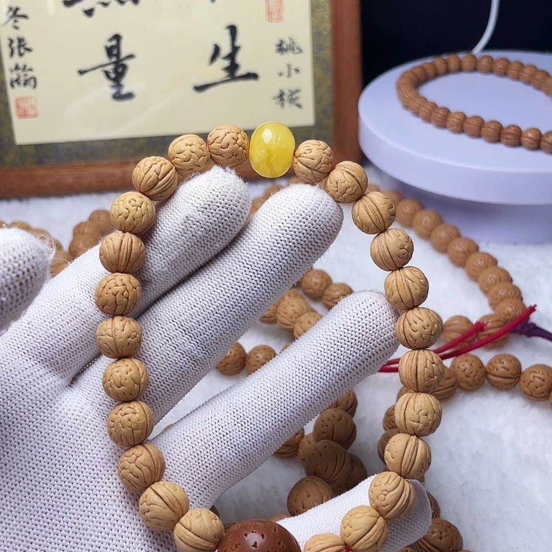 宝***宝核桃木/黑胡桃（胡桃木）10野生桃核手持