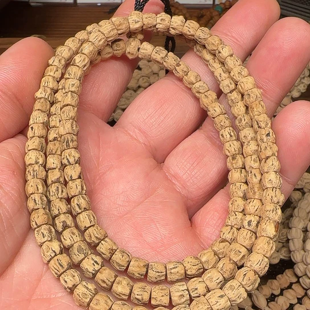 柏香籽/百香籽吊坠