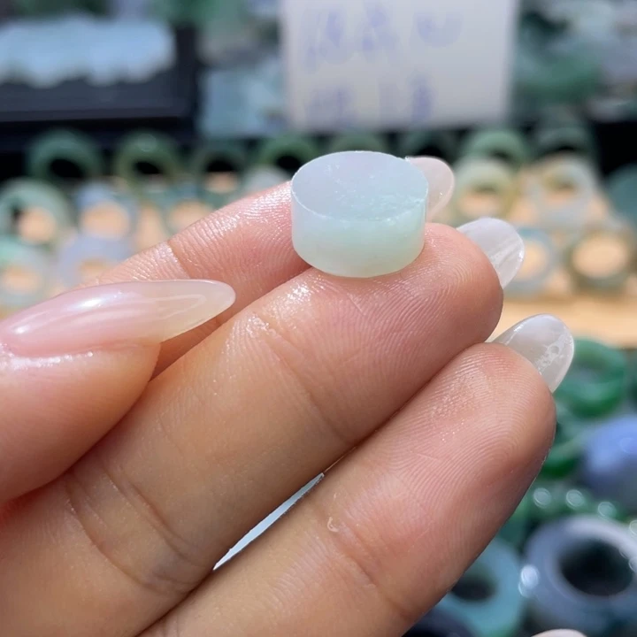 定制翡翠未镶嵌天然翡翠