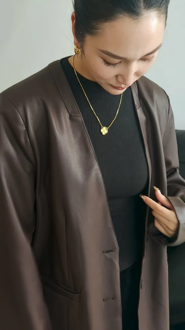 复古皮衣外套女设计感宽松休闲V领108