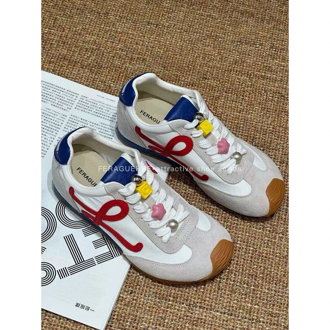 法拉姿-“内增高”简约百搭休闲平底板鞋#638857