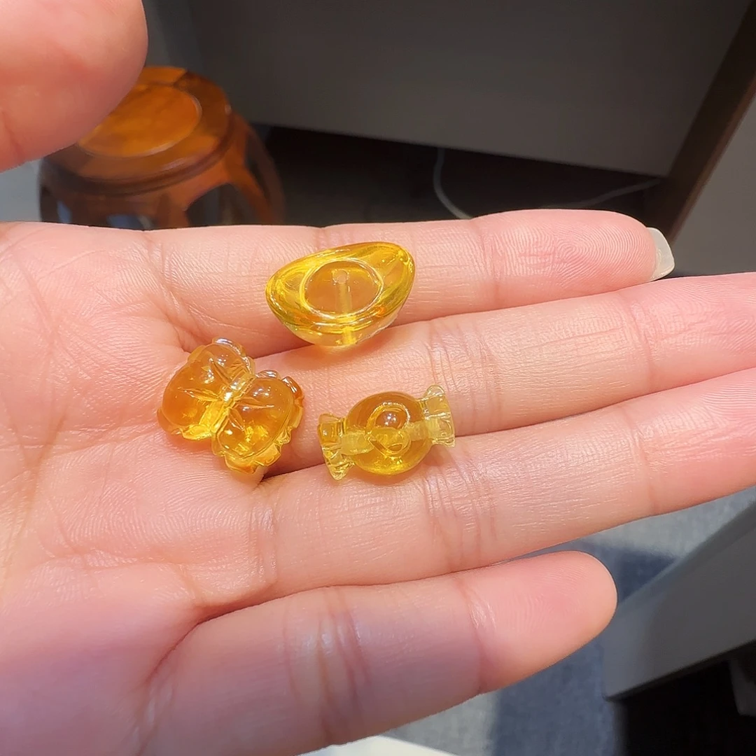 琥珀未镶嵌珠宝奇石