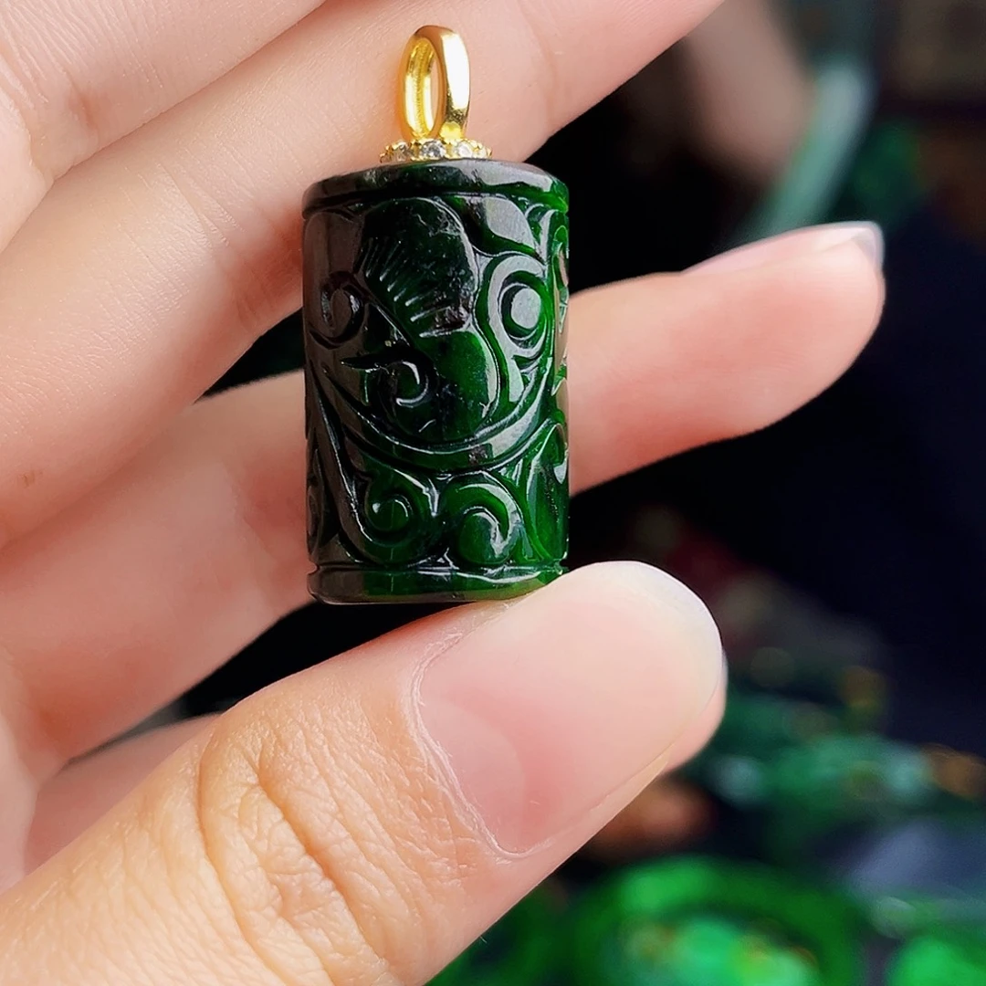 颈饰银S925镶嵌翡翠多样性