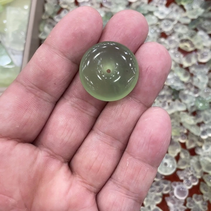 蛇纹石玉合金颈饰