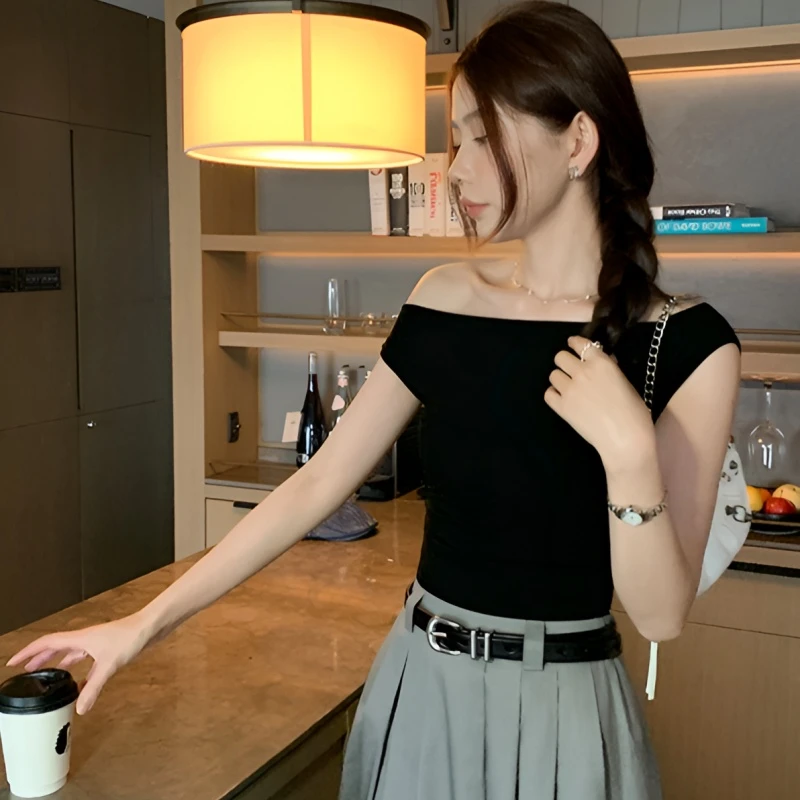 黑色打底t恤女短袖性感时尚短款遮肚子修身显瘦网红洋气气质女装