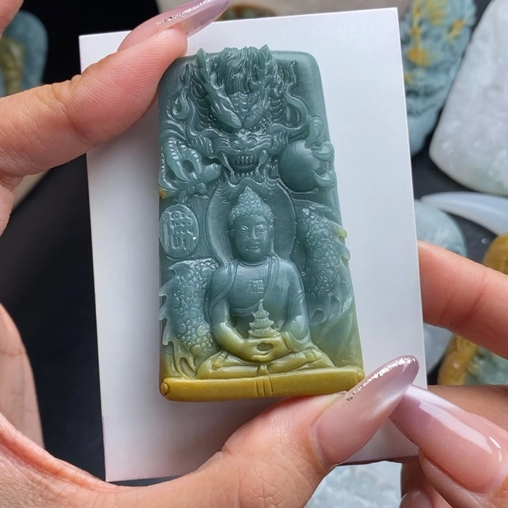 ****与定制翡翠未镶嵌御龙大日