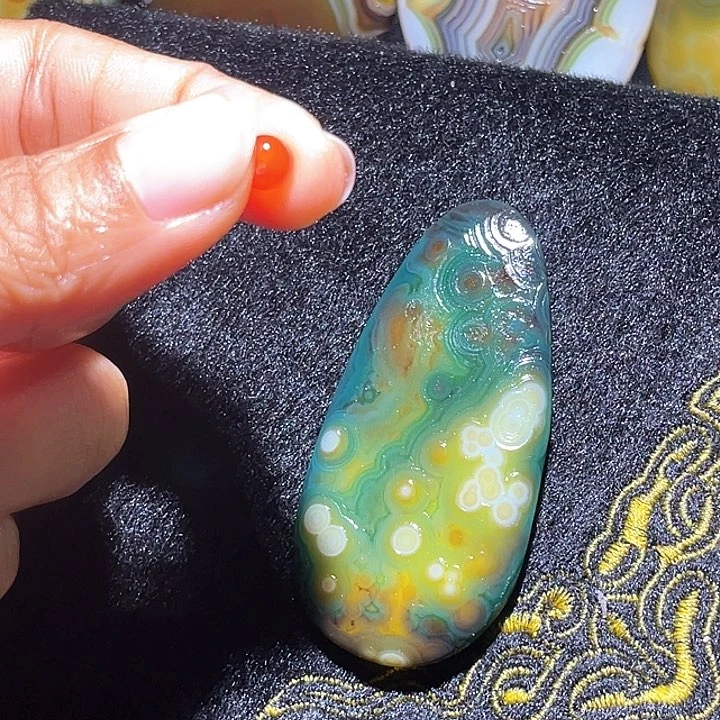 玛瑙/玉髓珠宝奇石未镶嵌多***?