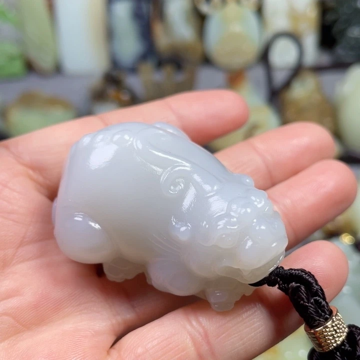 和田玉未镶嵌挂件