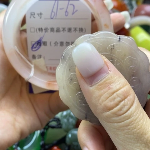 未镶嵌手镯石英质玉夏****8