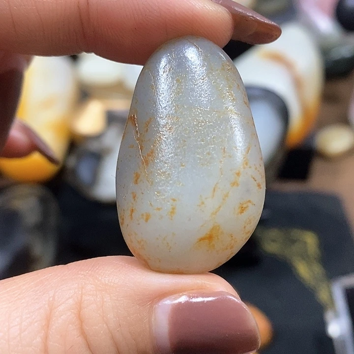 未镶嵌和田玉（糖玉）挂件